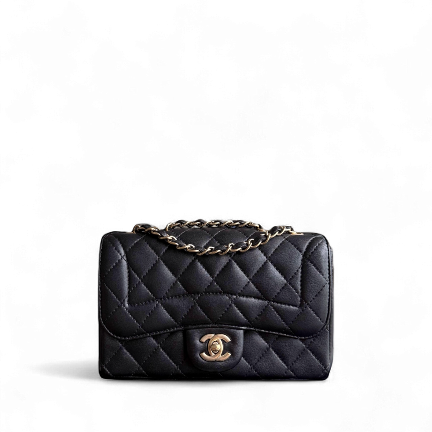 Chanel Mademoiselle Chic Flap Small - 23CM Quilted Lambskin Black Gold Hardware Series 21