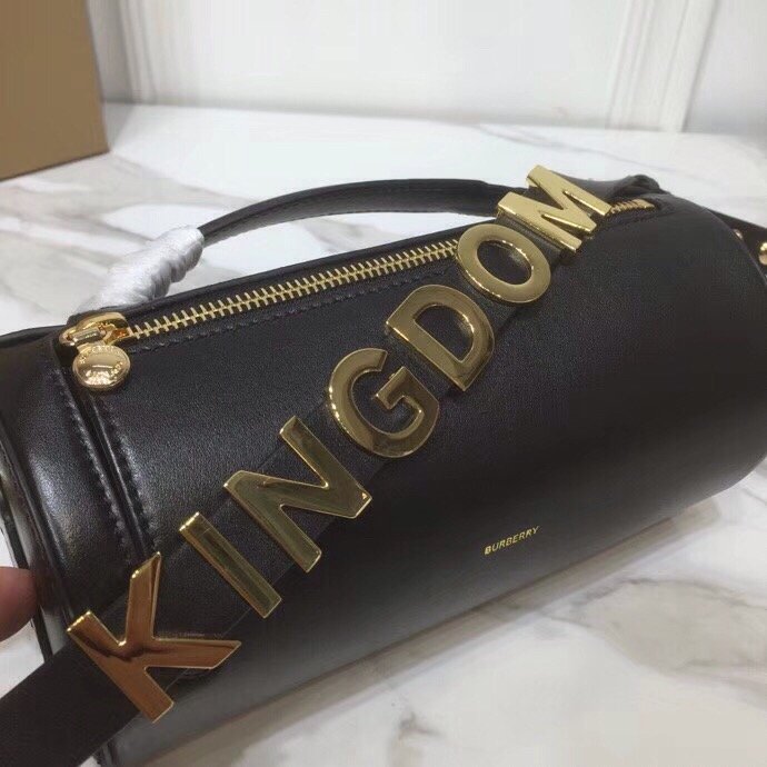 Top Quality The Kingdom Motif Barrel Bag Black Travel Bag