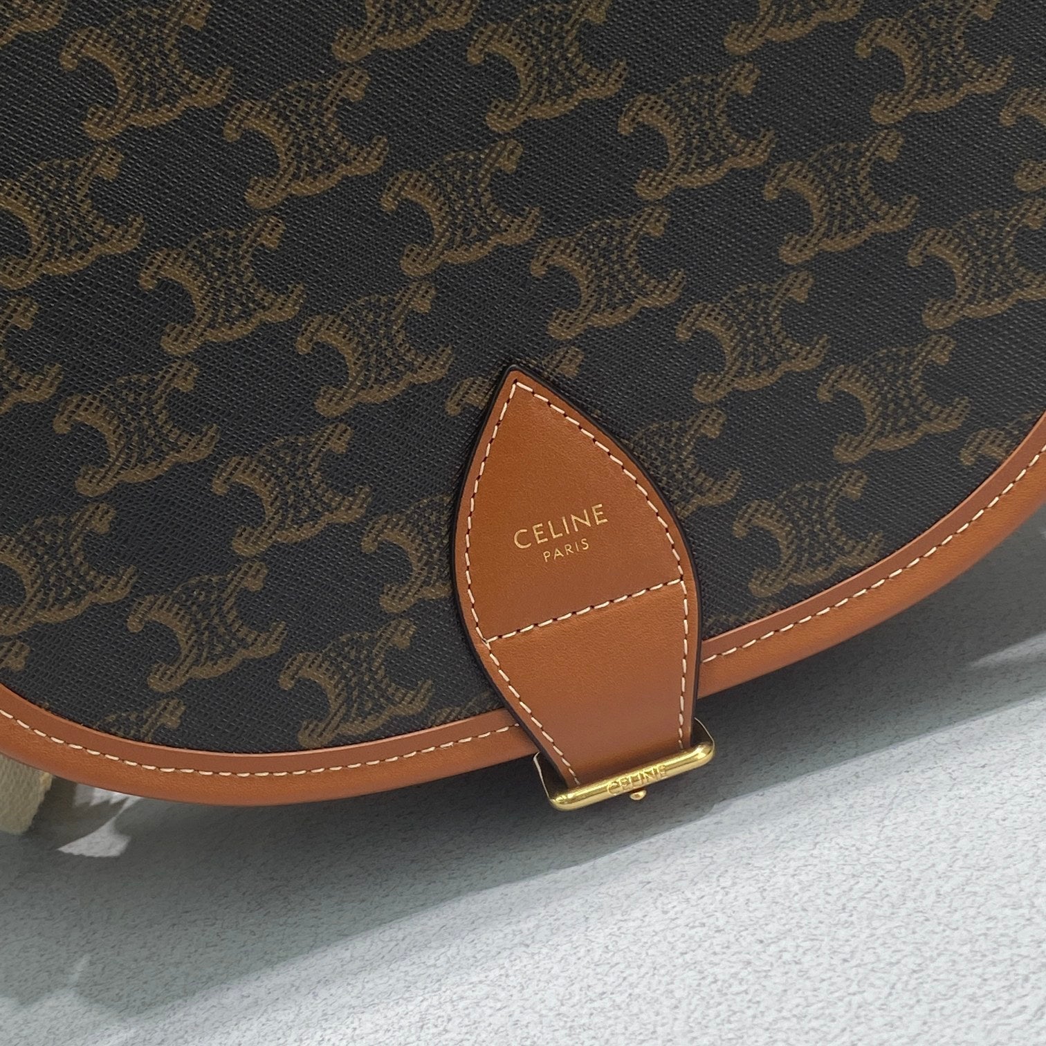 Top Quality Strap Folco Bag In Triomphe Canvas Brown Travel Bag 196932Bzj04Lu 6078