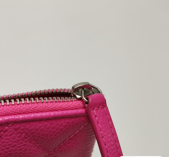 Chanel clutch pink