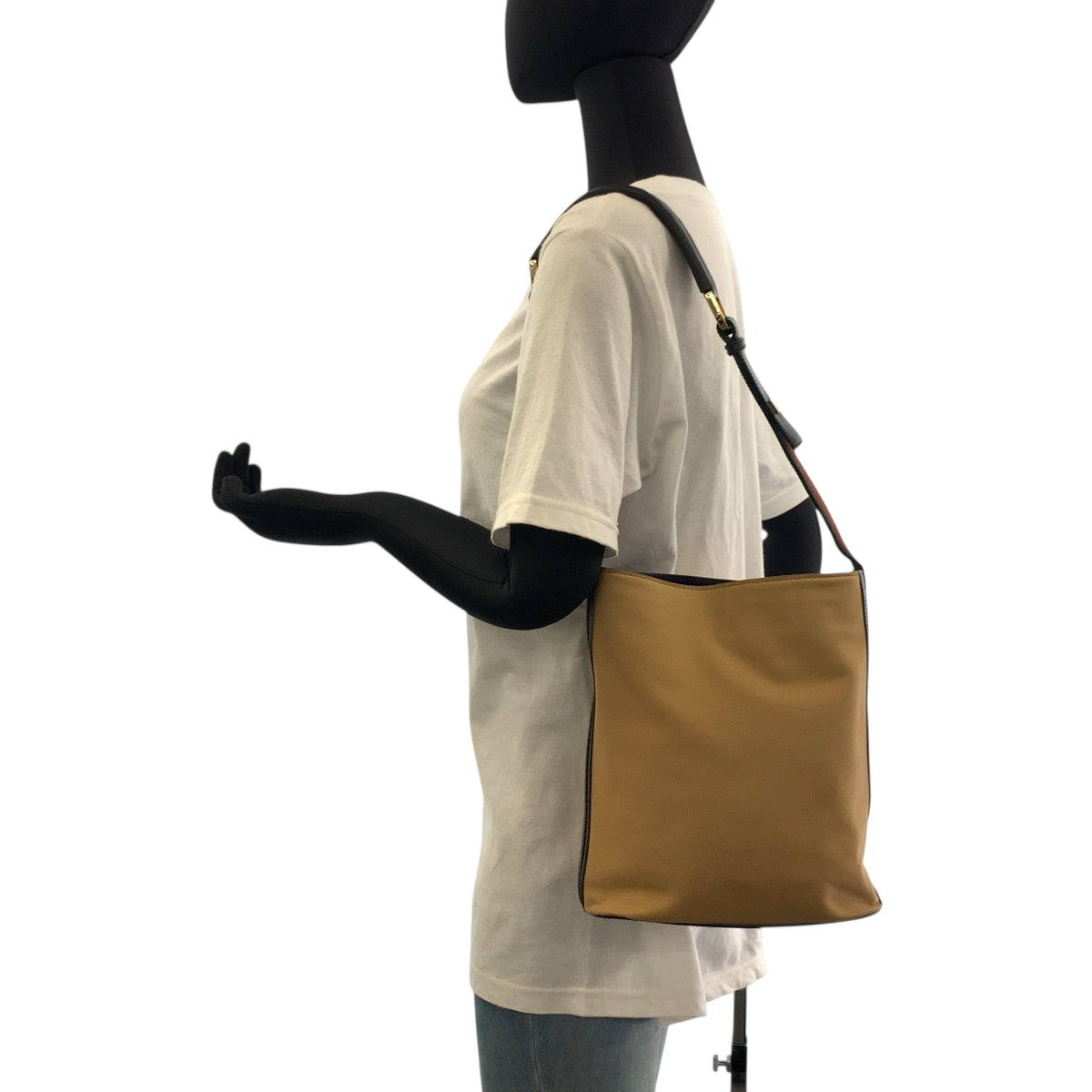 Gucci 001 Camel Metal Sherry line Canvas Brown Gold Shoulder Bag