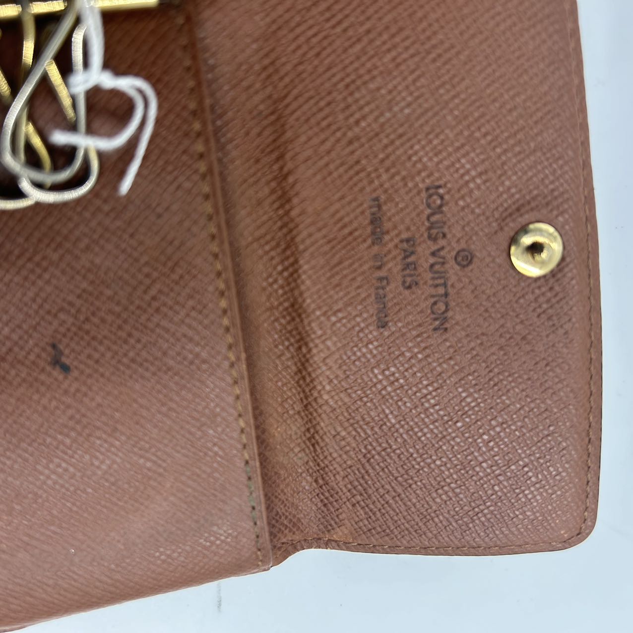 Louis Vuitton Key Case Fashion Accessory