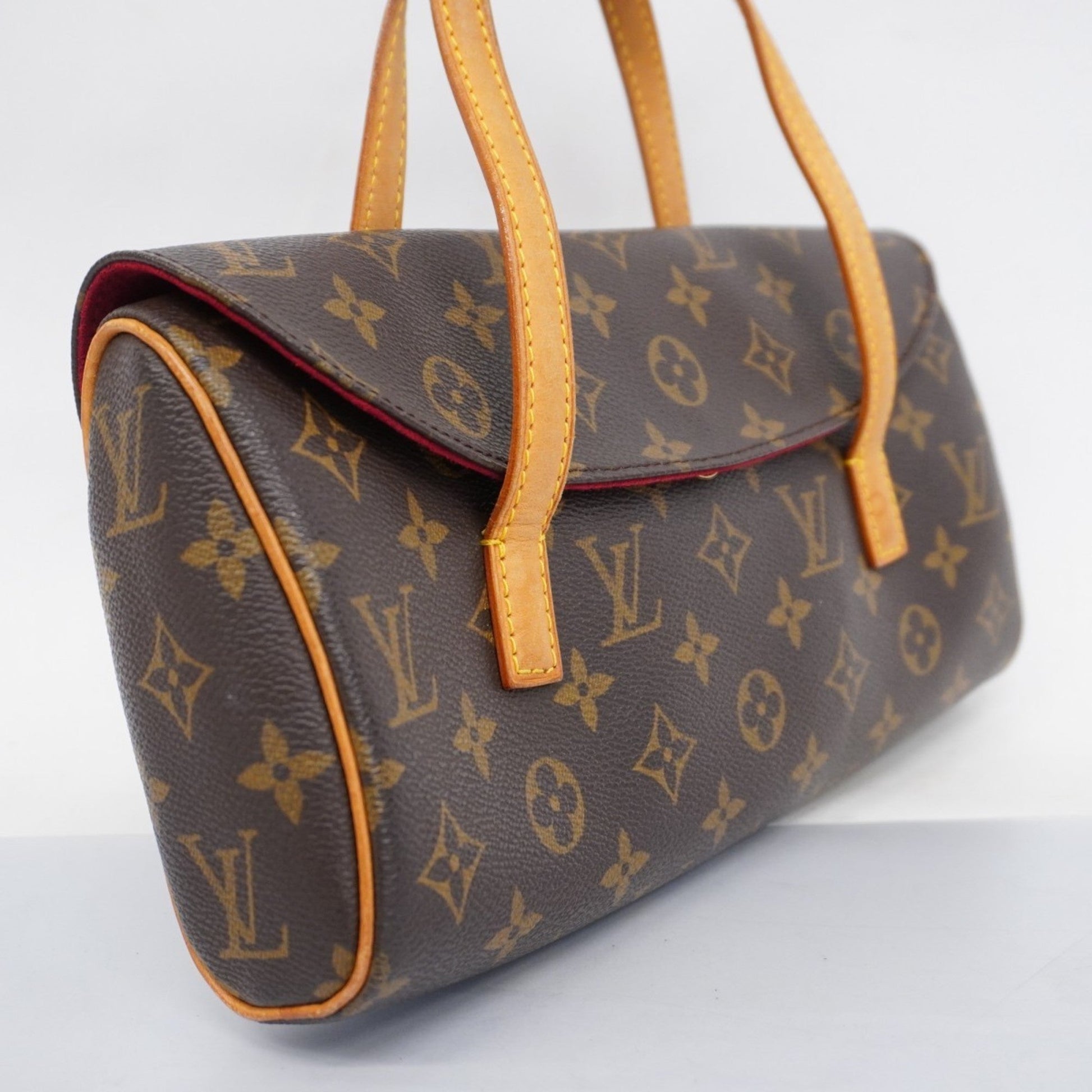 Louis Vuitton  Handbag