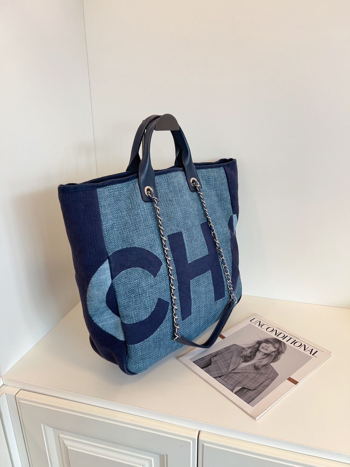 Chanel Denim tote bag *cm blue