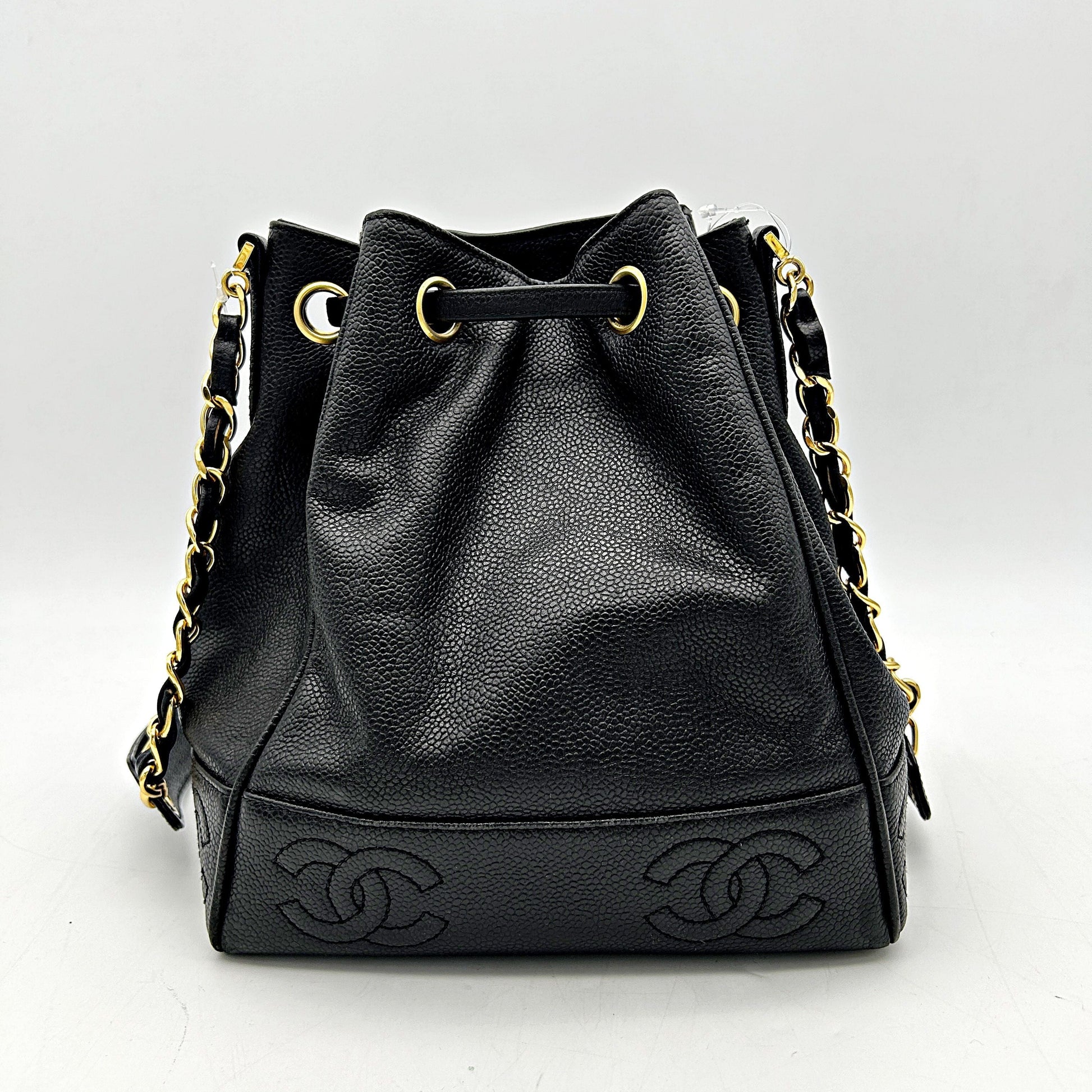 CHANEL Caviar Drawstring Shoulder Bag Black chcc
