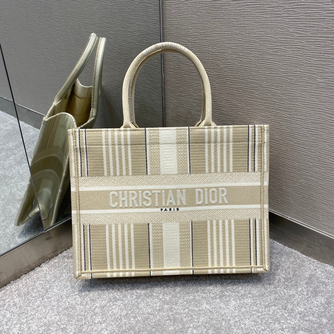 Metop Qualityum Book Stripes Embroidery Beige Book Tote Bag