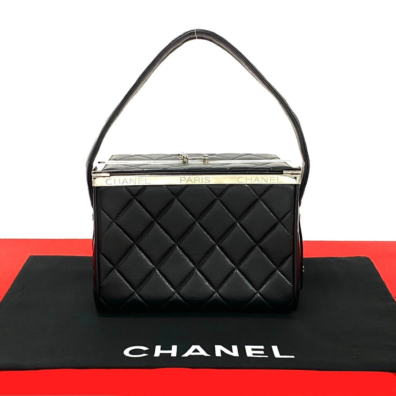 Chanel Vanity Matrasse Kannon Vanity Black Leather Handbag