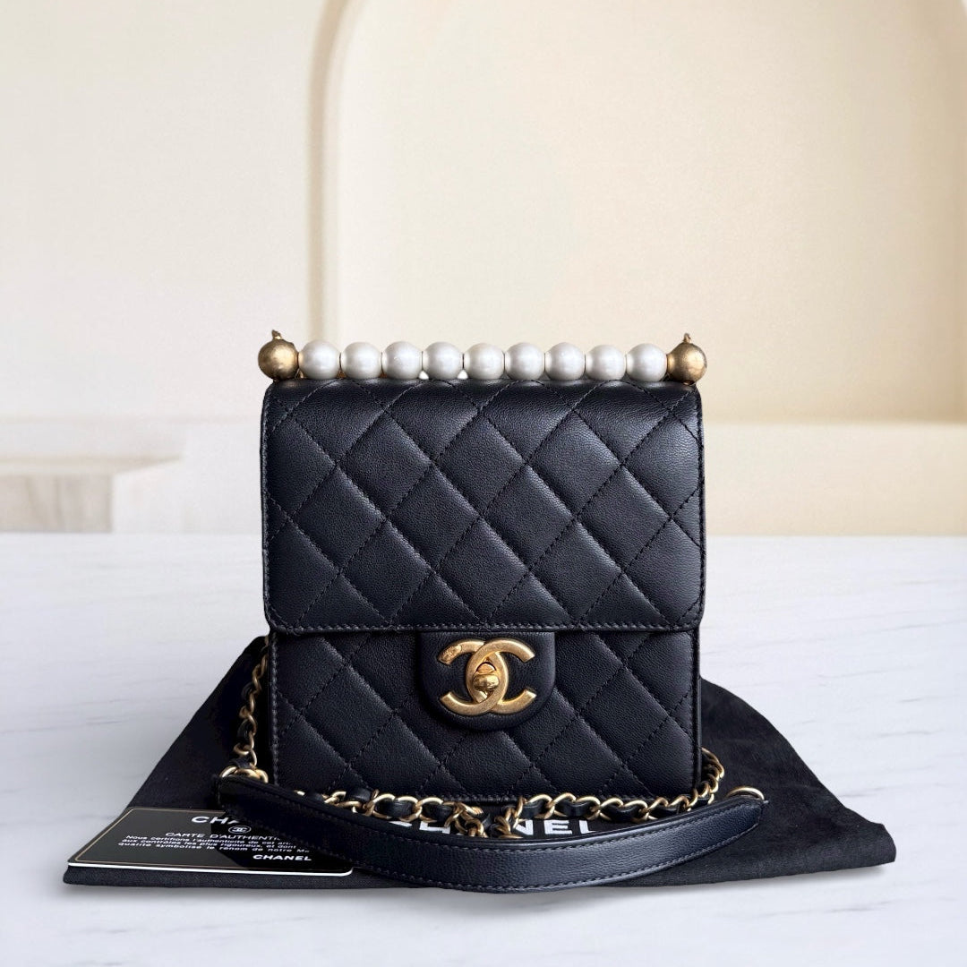 Chanel Flap Chic Pearl Lambksin Bag Hardware Series Black Gold Mini Bag
