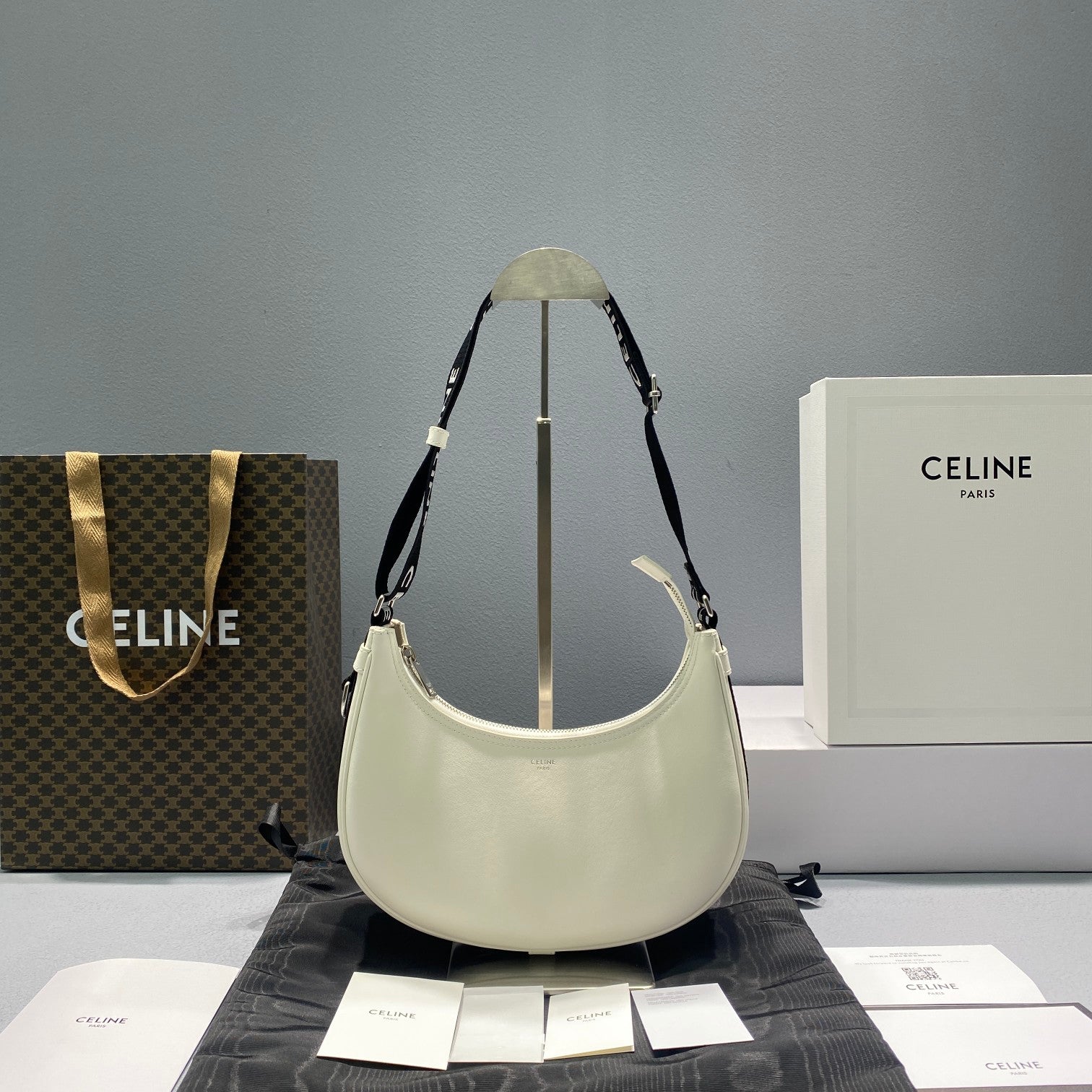 Top Quality Ava Bag With Top Quality White Medium Travel Bag
