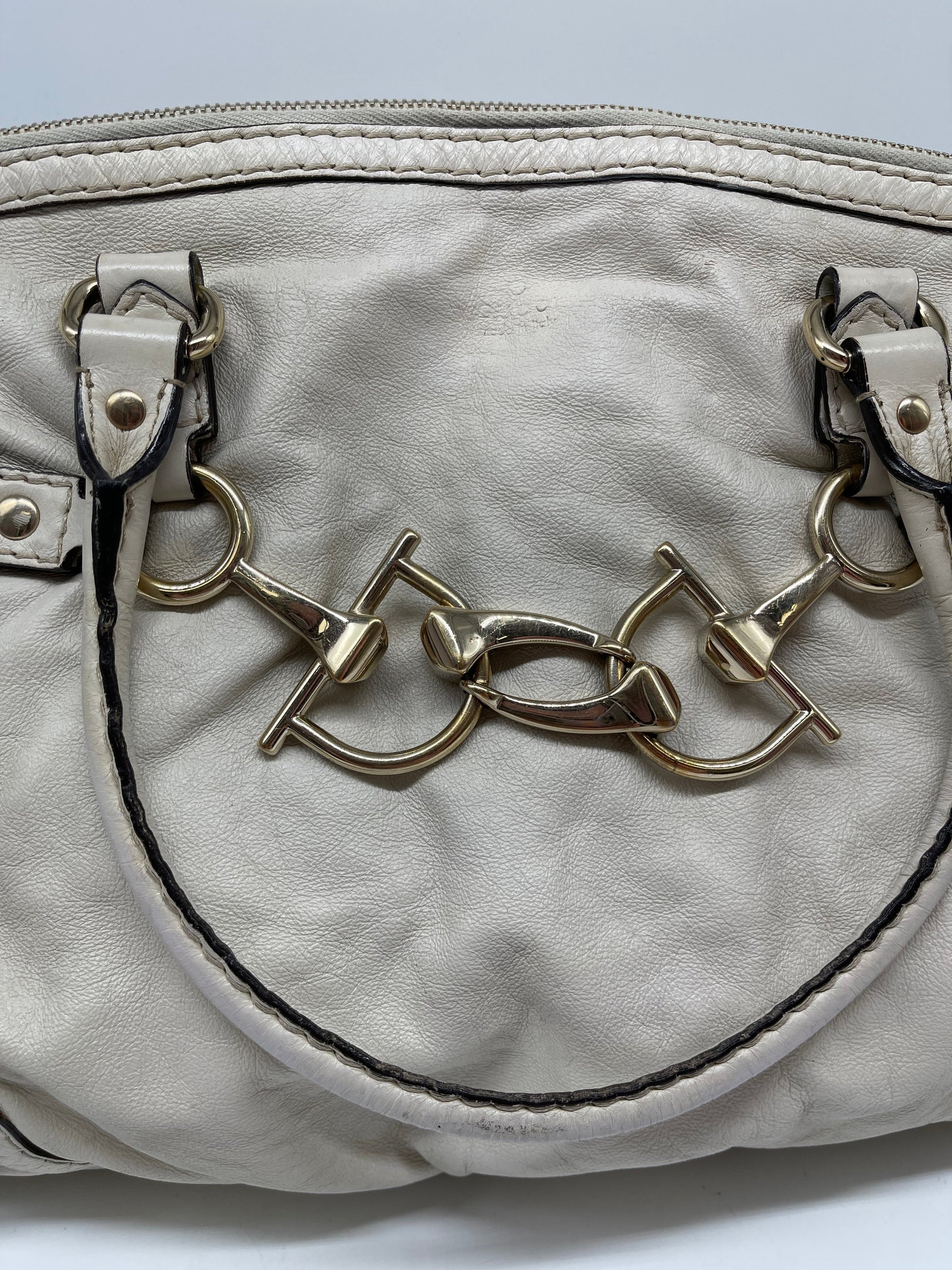 Handbag Luxury Designer By Gucci, Size: Large