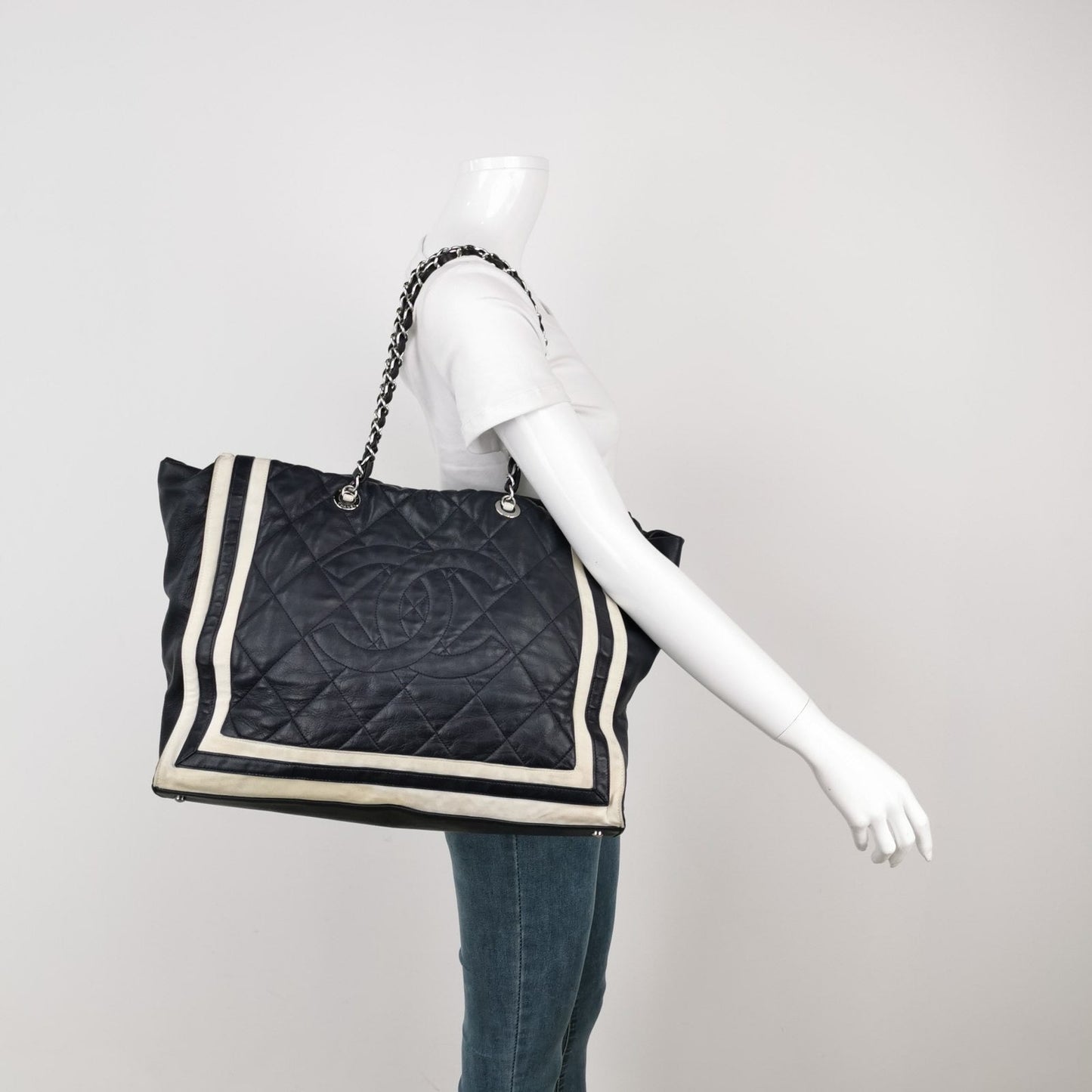 Chanel CC Shopping Cannage Lambskin Navy Stripes White Leather Tote Bag