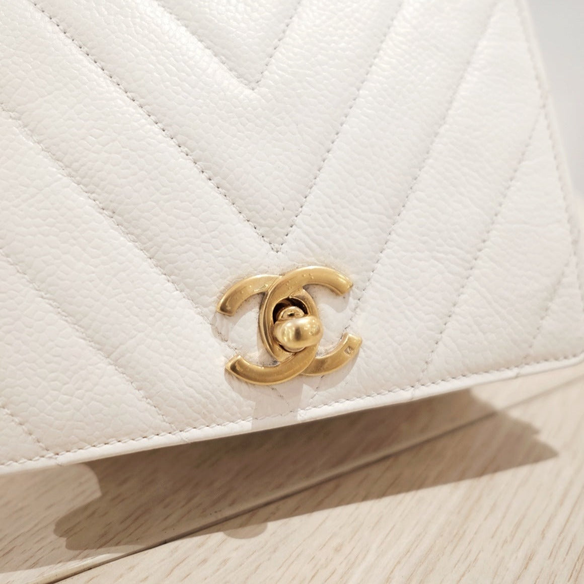 Chanel   v shape cowhide belt bag