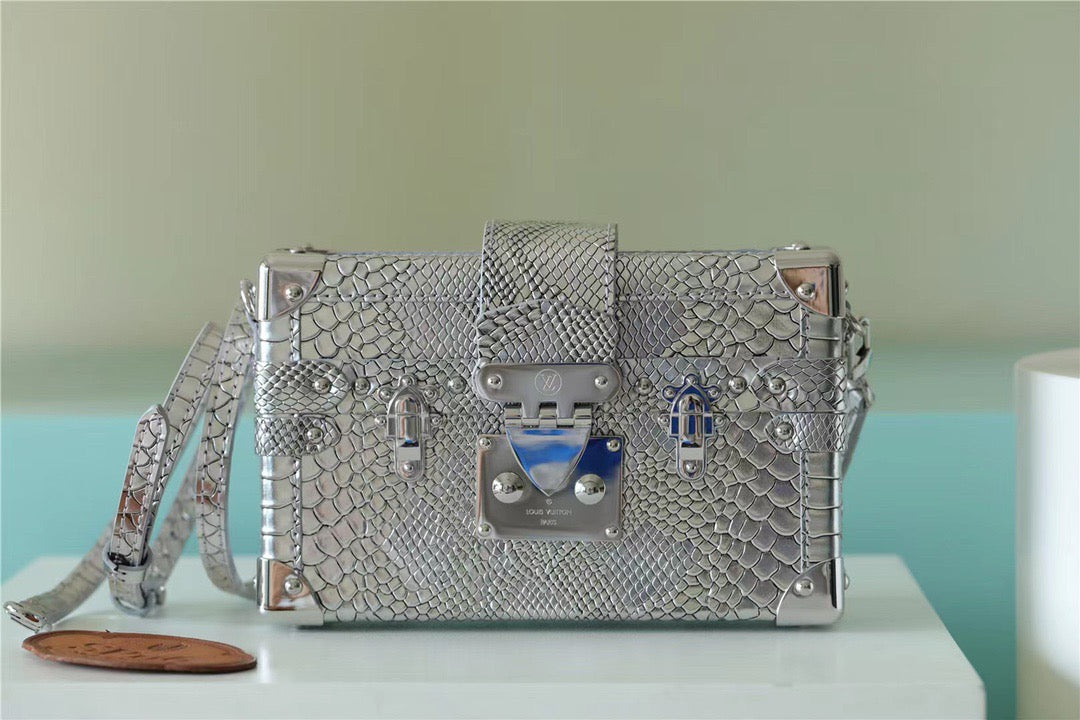 Top Quality Petite Malle High Shiny Alligator Crossbody Bag 79In20Cm 2715