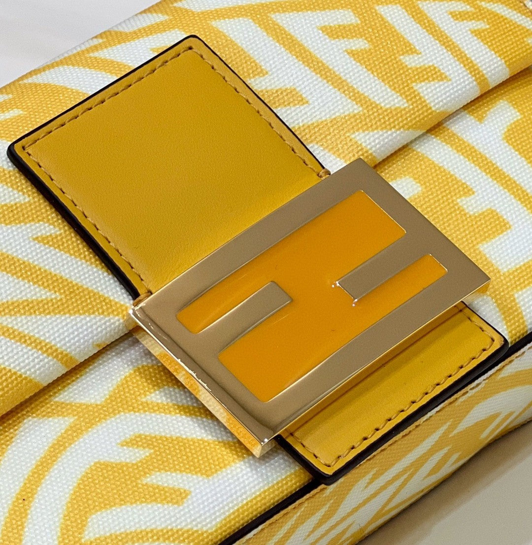 Top QualityTop Quality Baguatte Yellow Mini Bag