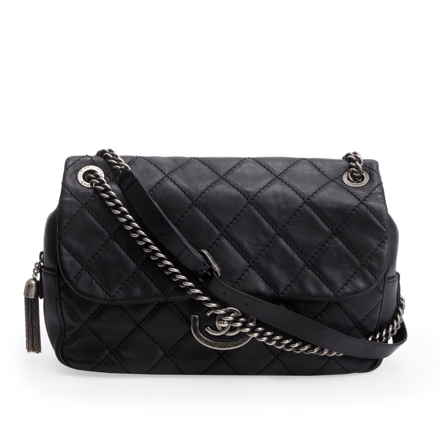 Chanel Quilted Paris-Edinburgh Coco Sporran Flap Leather Calfskin Black Travel Bag Flap Bag