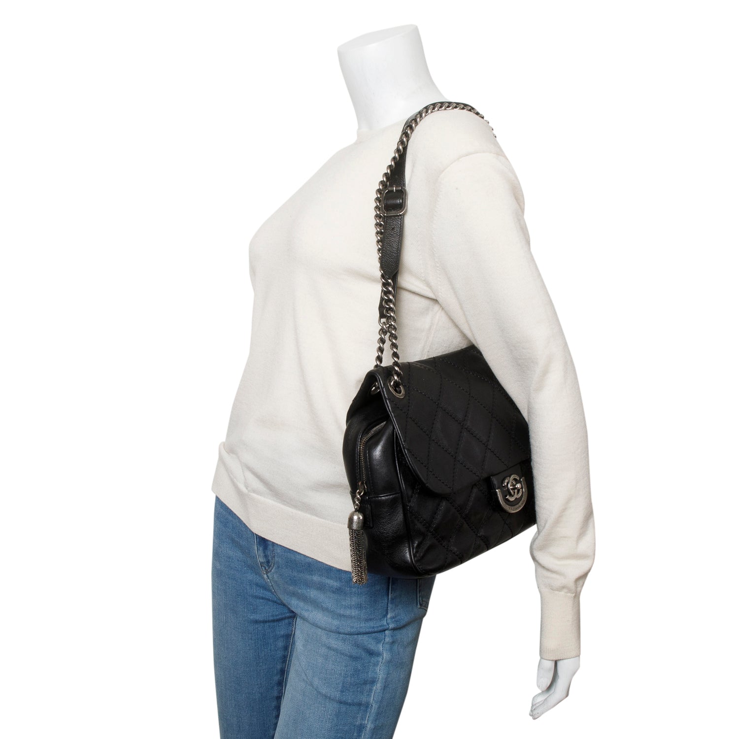 Chanel Quilted Paris-Edinburgh Coco Sporran Flap Leather Calfskin Black Travel Bag Flap Bag