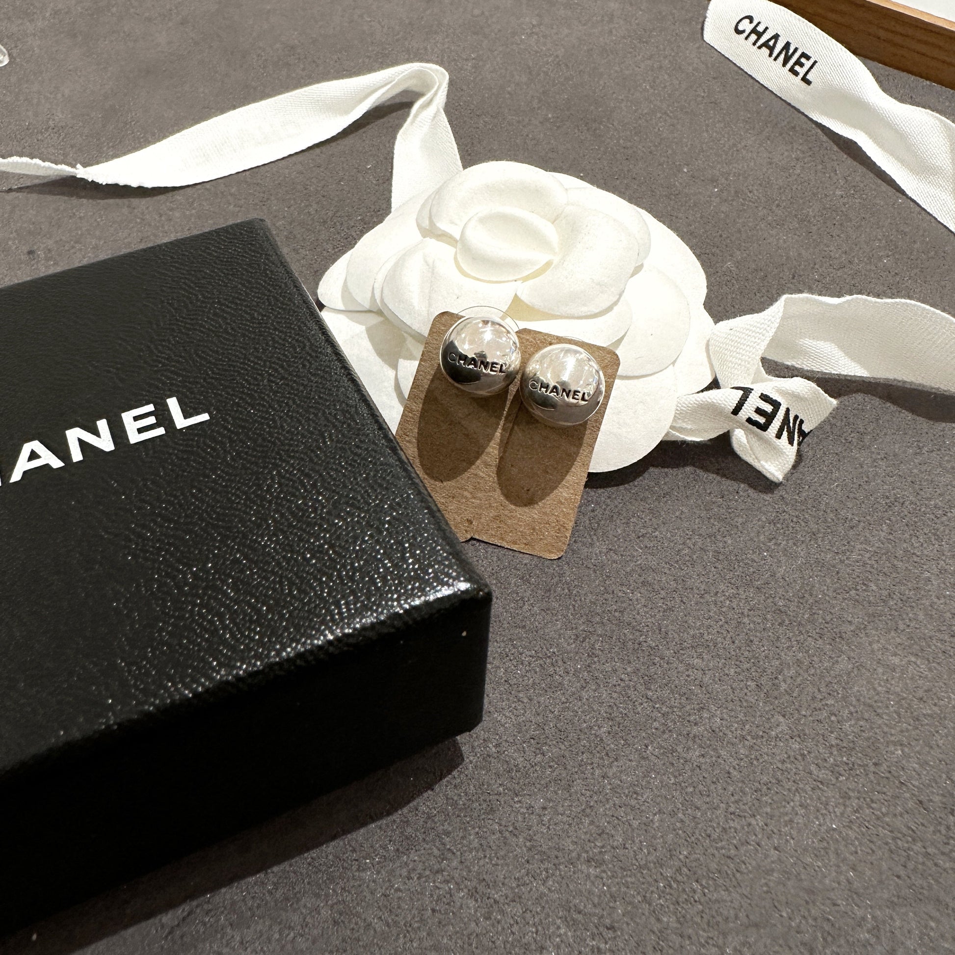Chanel   earrings