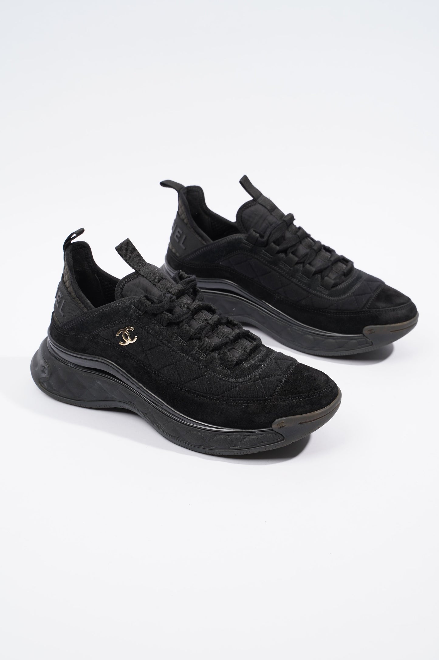 Chanel CC Logo Sneaker Black Canvas EU 39 UK 6