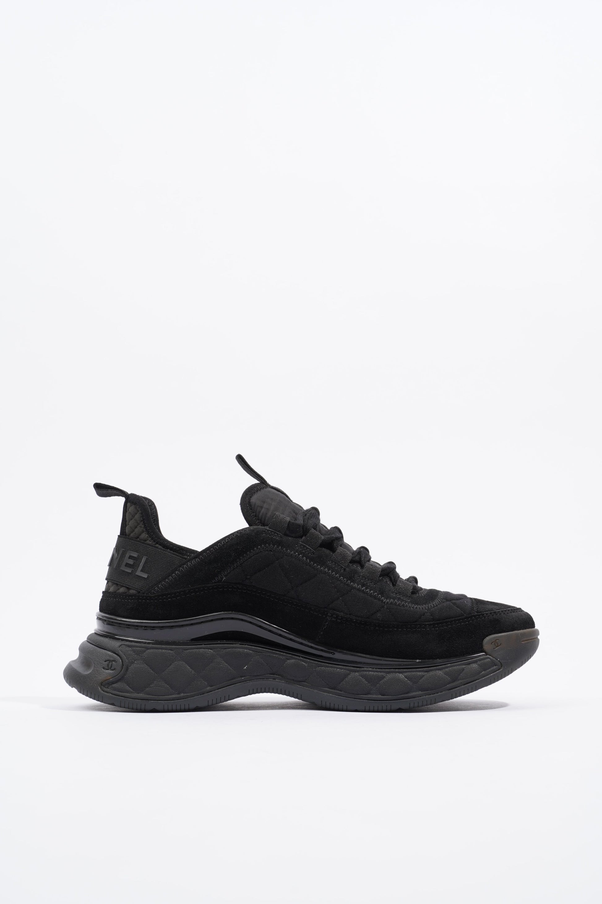 Chanel CC Logo Sneaker Black Canvas EU 39 UK 6