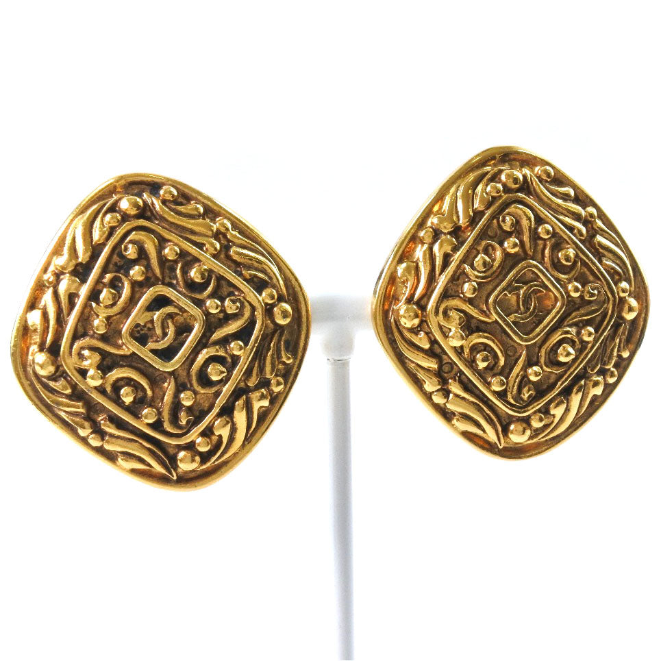 Chanel Coco Mark Gold Earrings