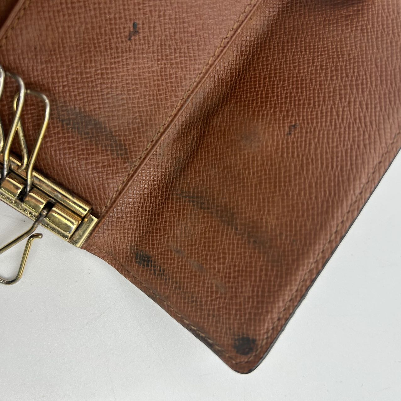 Louis Vuitton Key Case Fashion Accessory