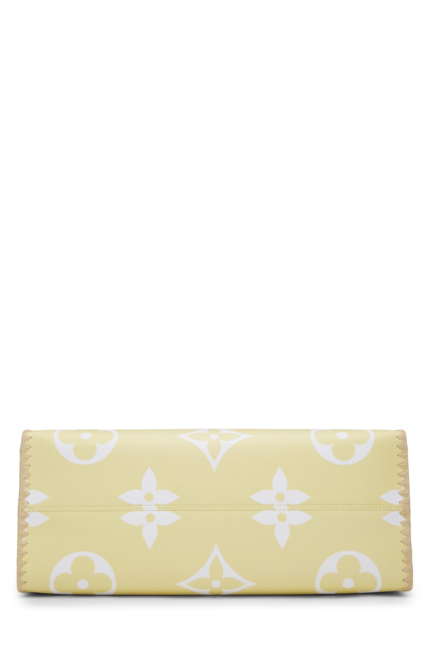 Louis Vuitton,  Monogram Giant Okinawa By The Pool On The Go GM, Pink