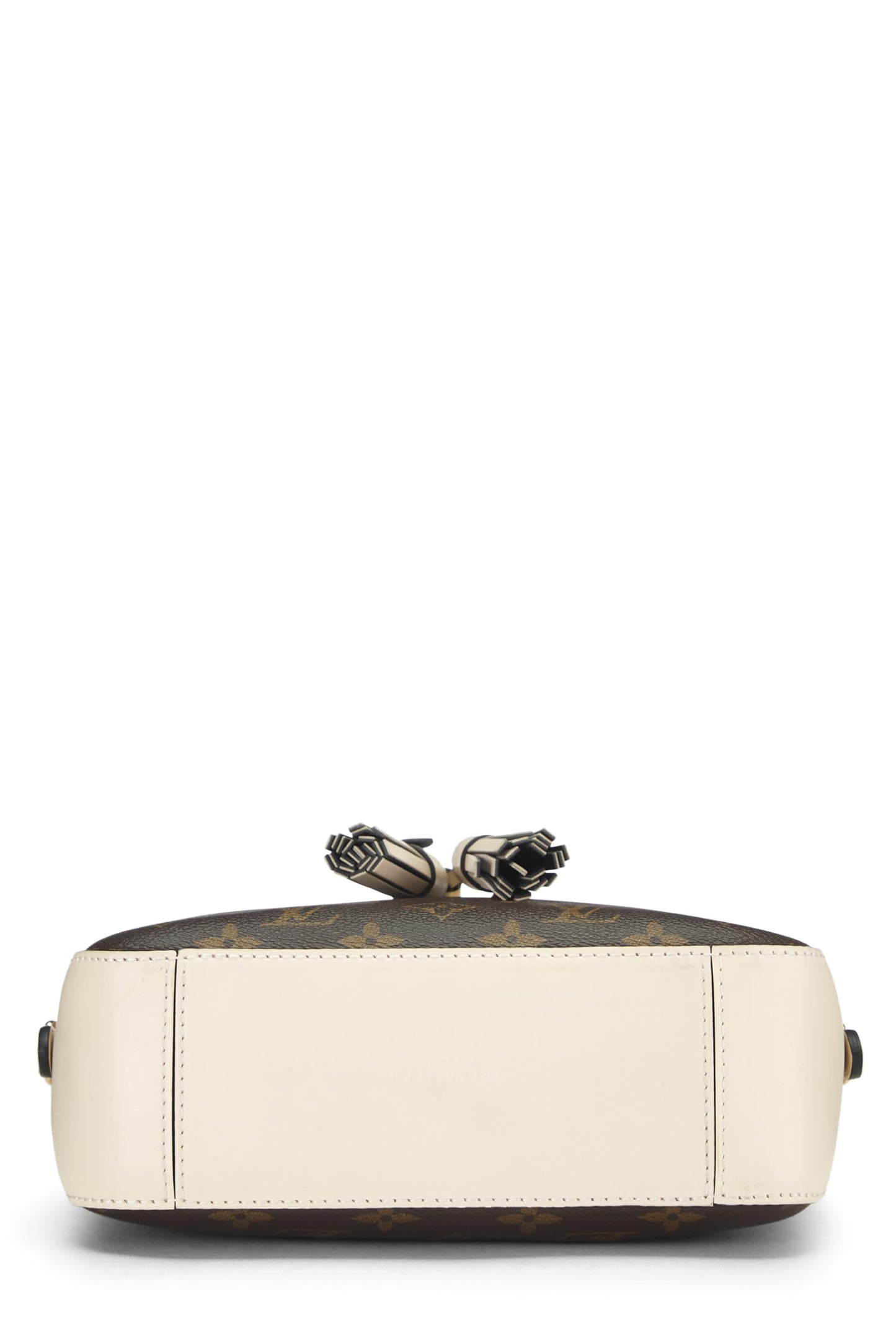 Louis Vuitton,  White Monogram Canvas Saintonge, White