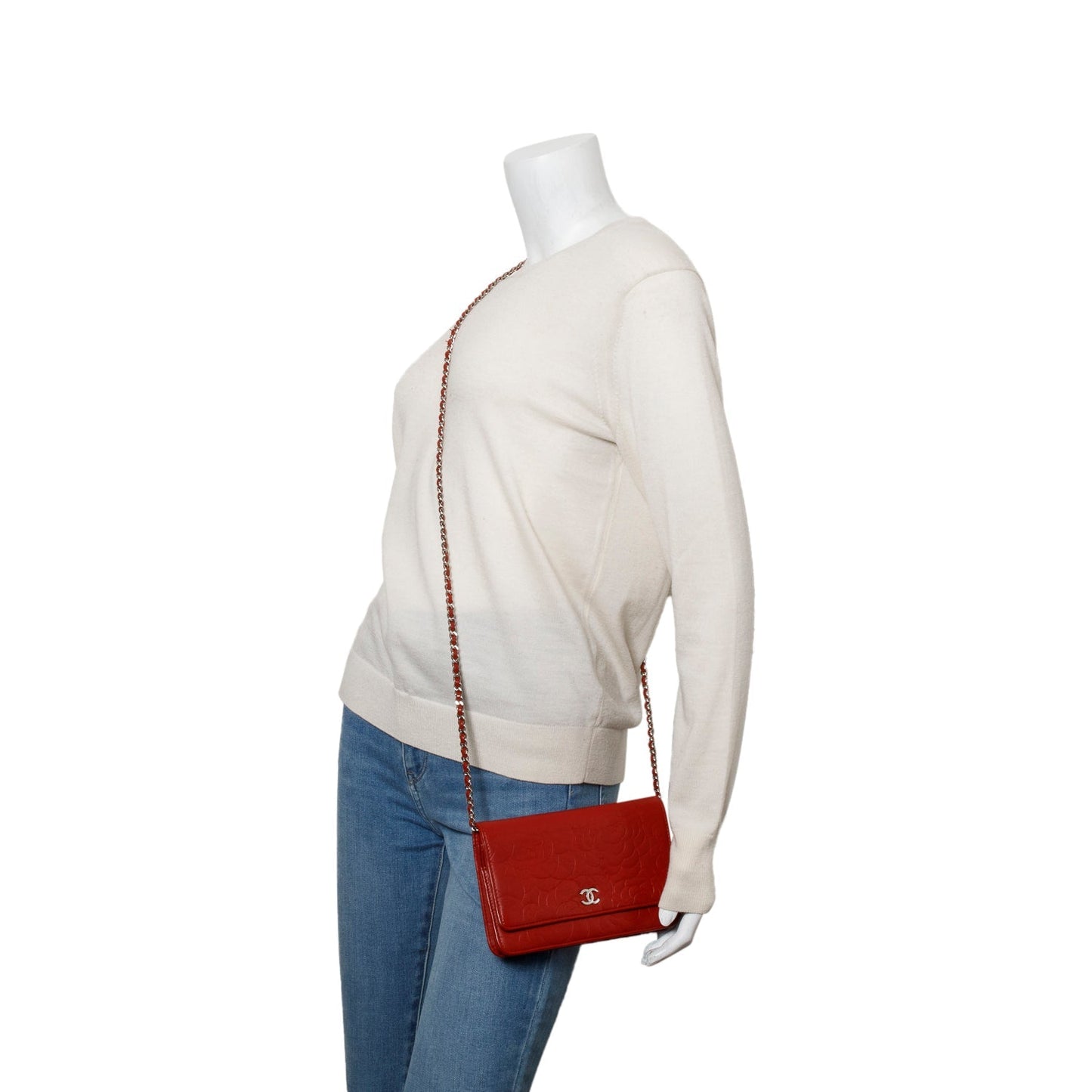 Chanel Quilted Camellia Classic on Leather Lambskin Red Wallet Case
