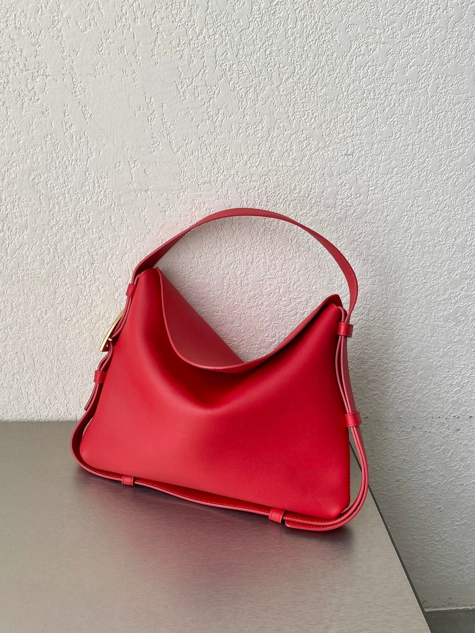 Top Quality Cradle For Women Women Bags Red Travel Bag