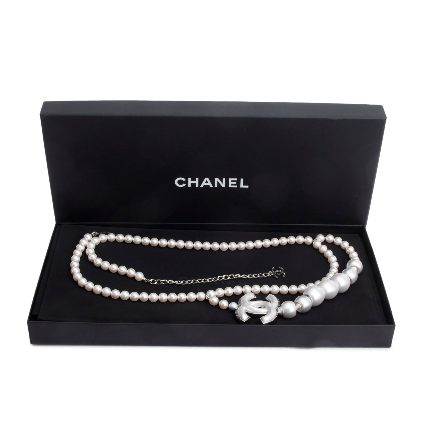 Chanel Palladium-Plated Faux Pearl CC Belt