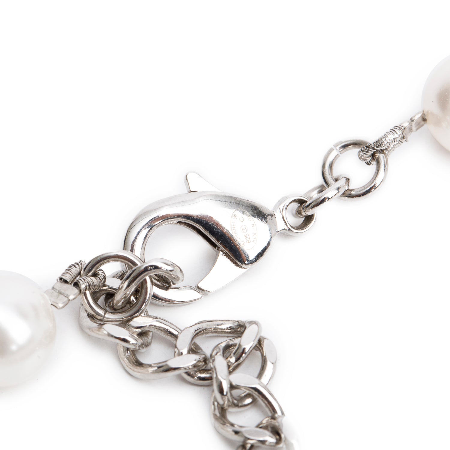 Chanel Palladium-Plated Faux Pearl CC Belt