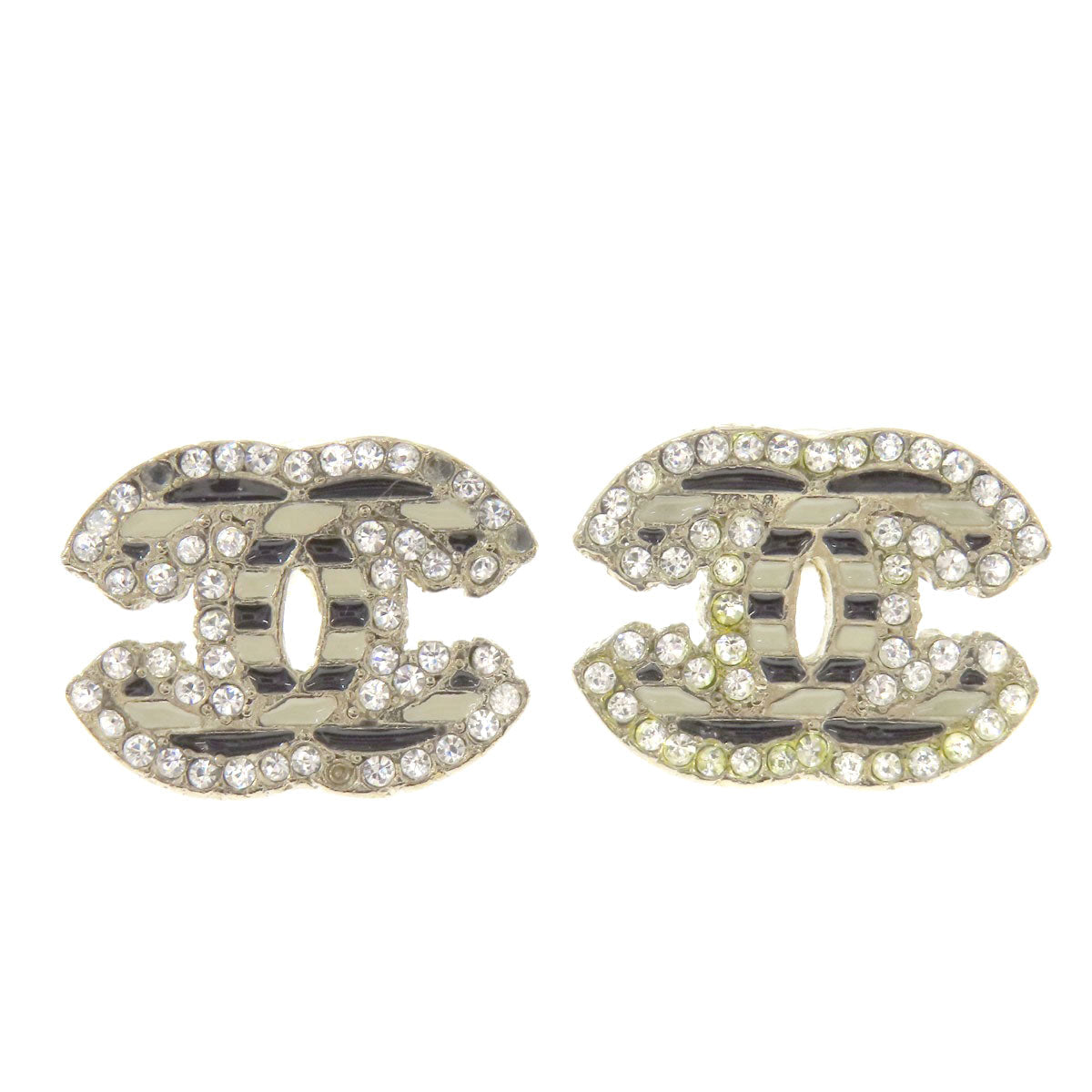 Chanel Pierce Gold Jewelry