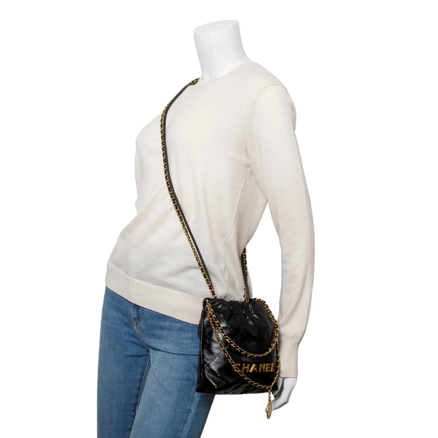 Chanel Shiny Quilted 22 Calfskin Black Travel Bag