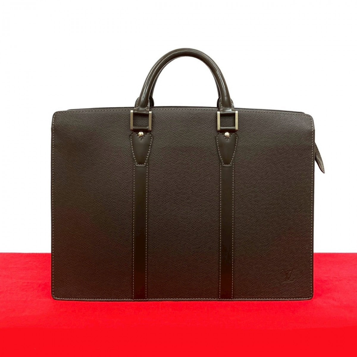 Louis Vuitton Business Taiga Porto Documan Rozan Leather Brown Handbag