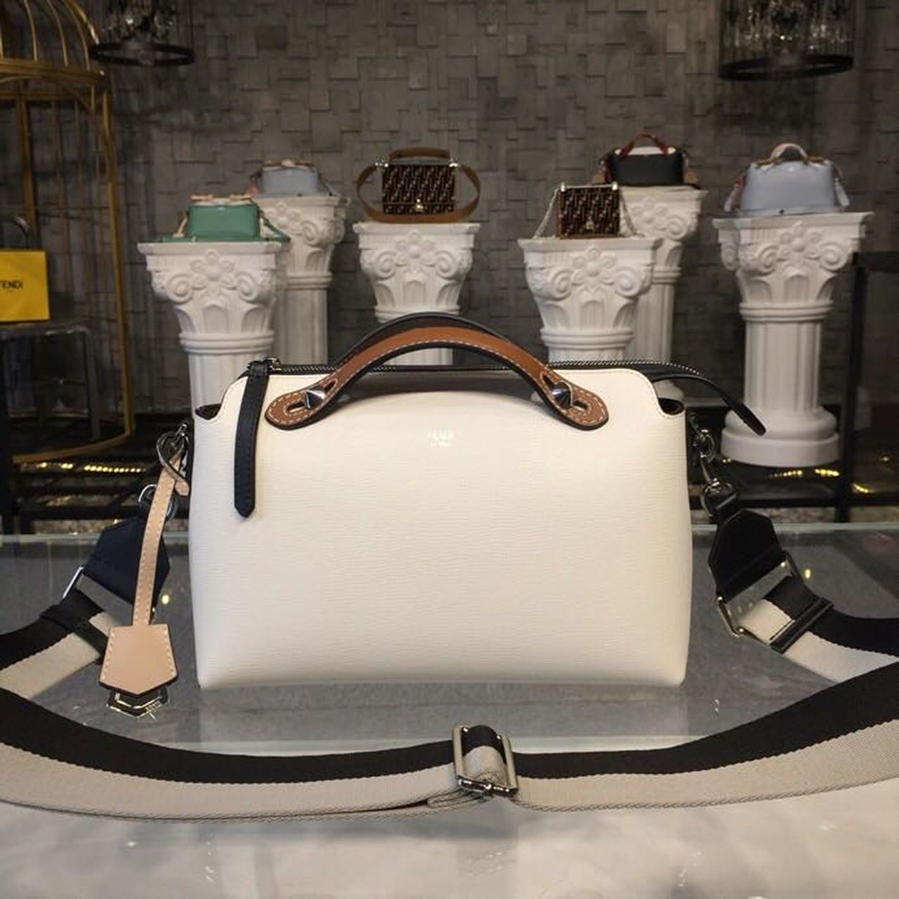 Fi By The Way Metop Qualityum For White Crossbody Bag