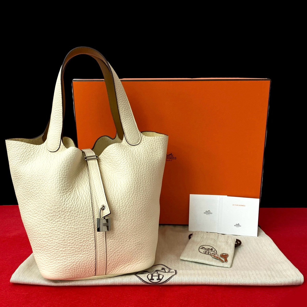 Hermes Handbag Taurillon Clemence Picotan Lock Mm White Travel Bag