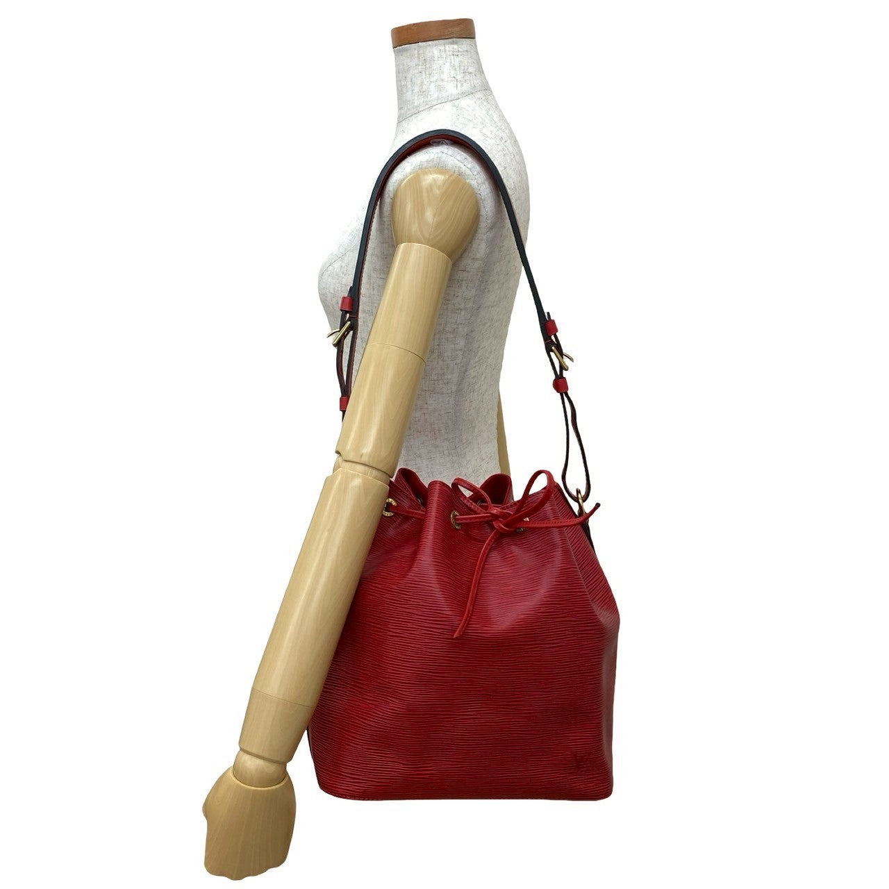 Louis Vuitton Epi Petit Noe Leather Red Shoulder Bag