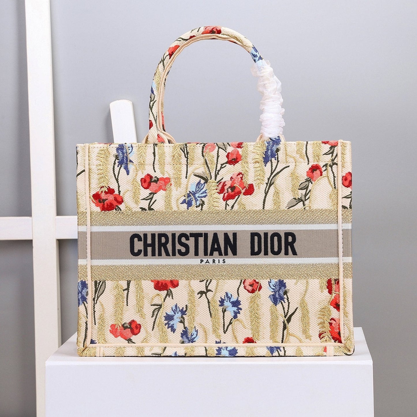 Metop Qualityum Book Cd Beige Book Tote Bag