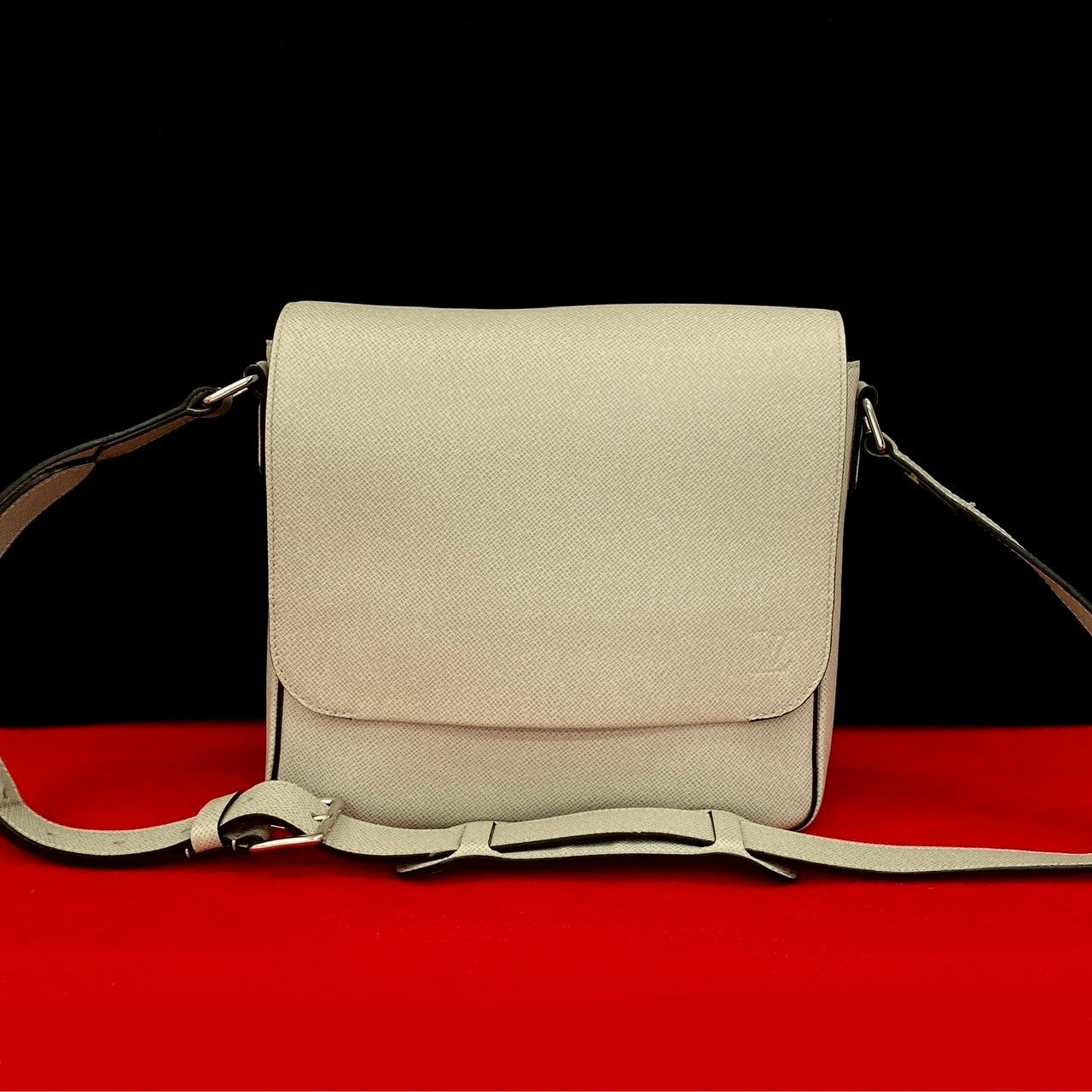 Louis Vuitton Taiga Roman PM Leather Gray Shoulder Bag