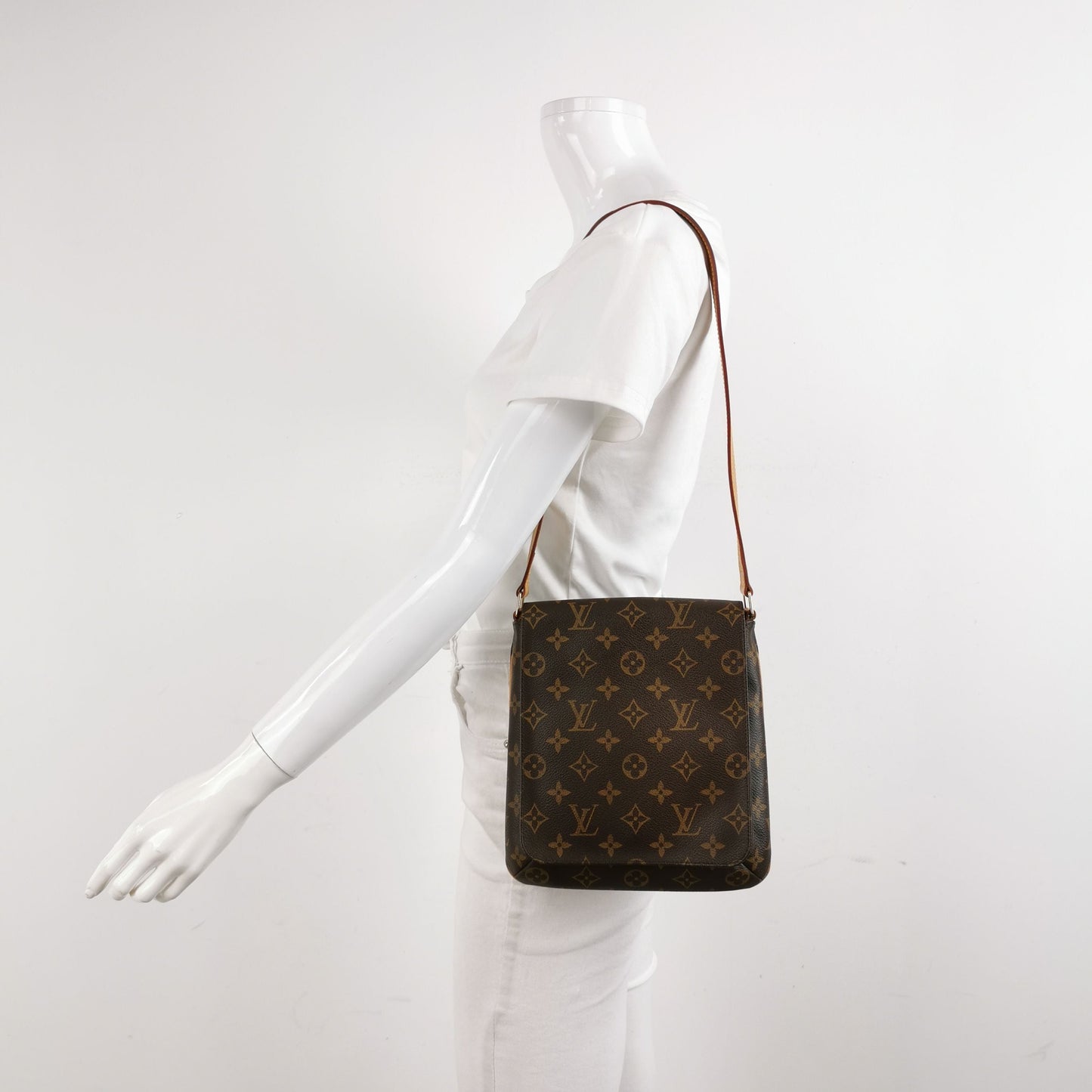 Louis Vuitton M tte Wangfei Bag Medium Monogram Print Flap Shoulder Bag 250116781028067