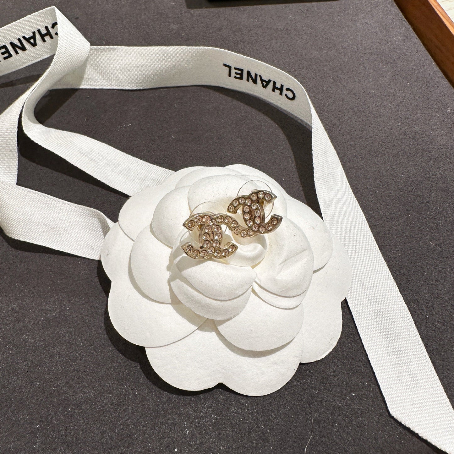 Chanel   earrings