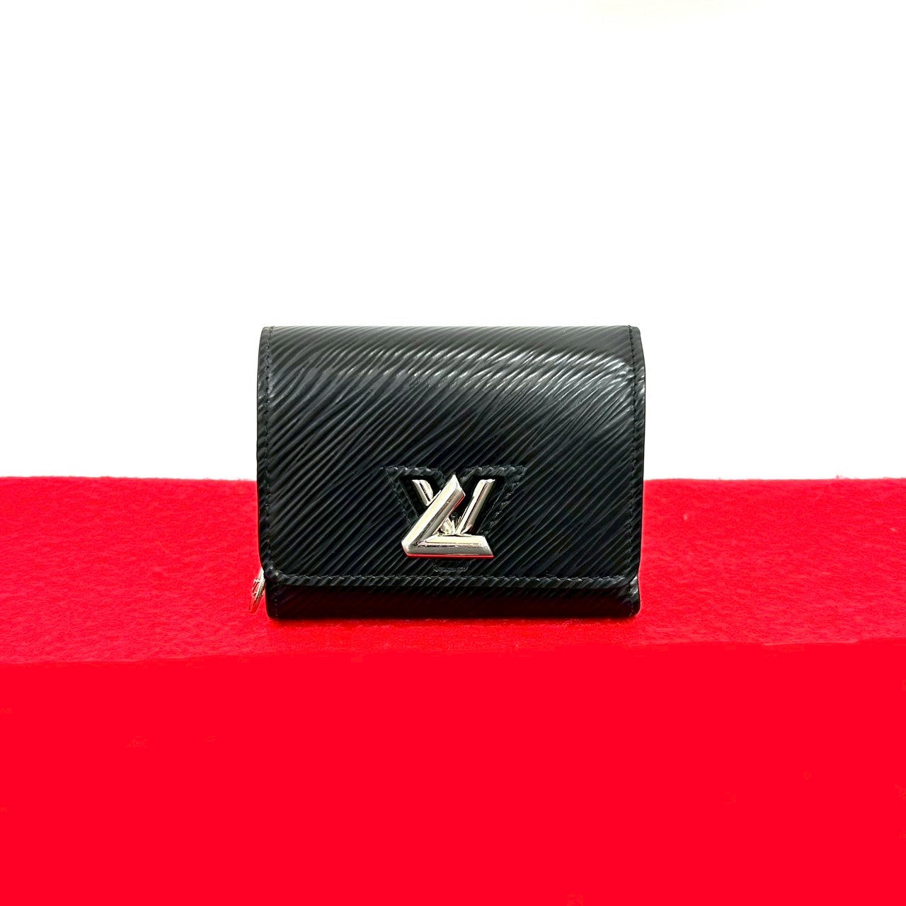 Louis Vuitton Tri-fold Epi Portefeuille Twist Compact Leather Black Wallet Case