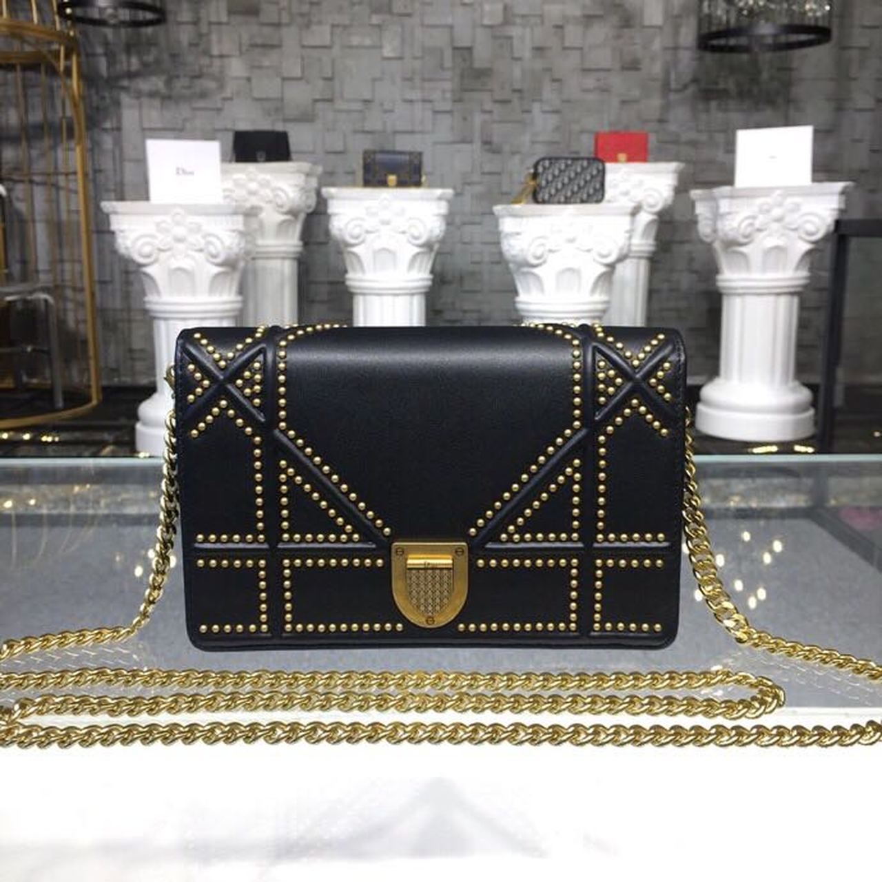 Top Qualityama Studded Woc Cd Black Chain Crossbody Bag