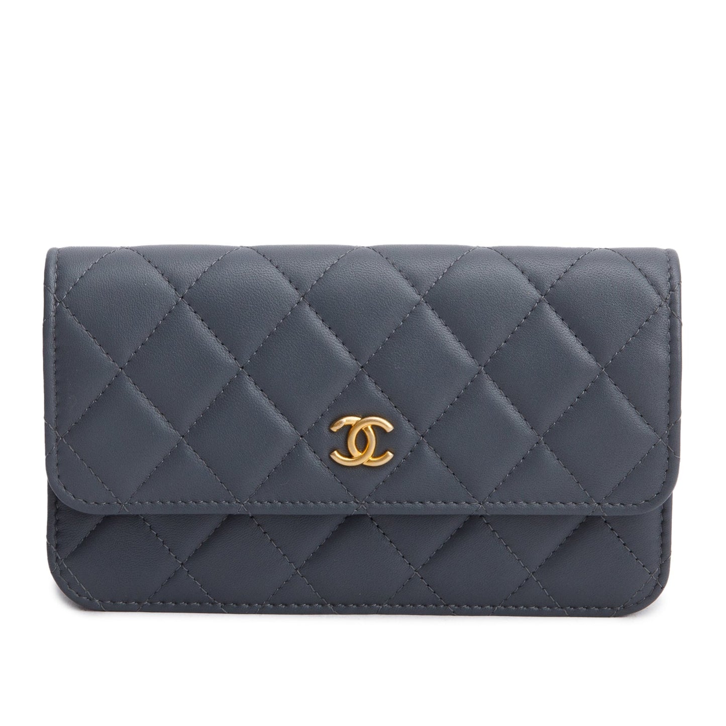 Chanel Quilted CC Pearl Crush Flap Leather Lambskin Grey Travel Bag