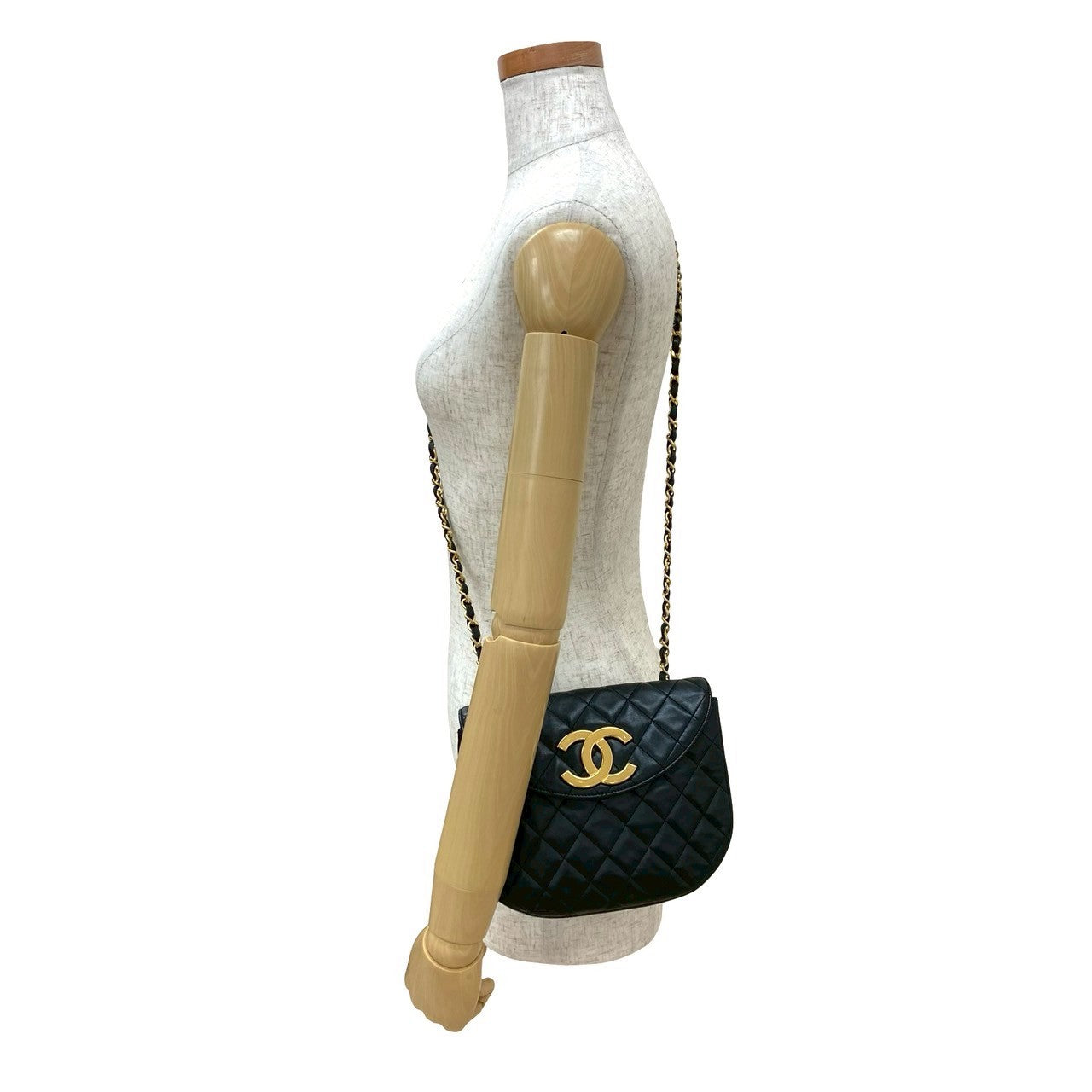 Chanel lambskin Matrasse Black Shoulder Bag 25