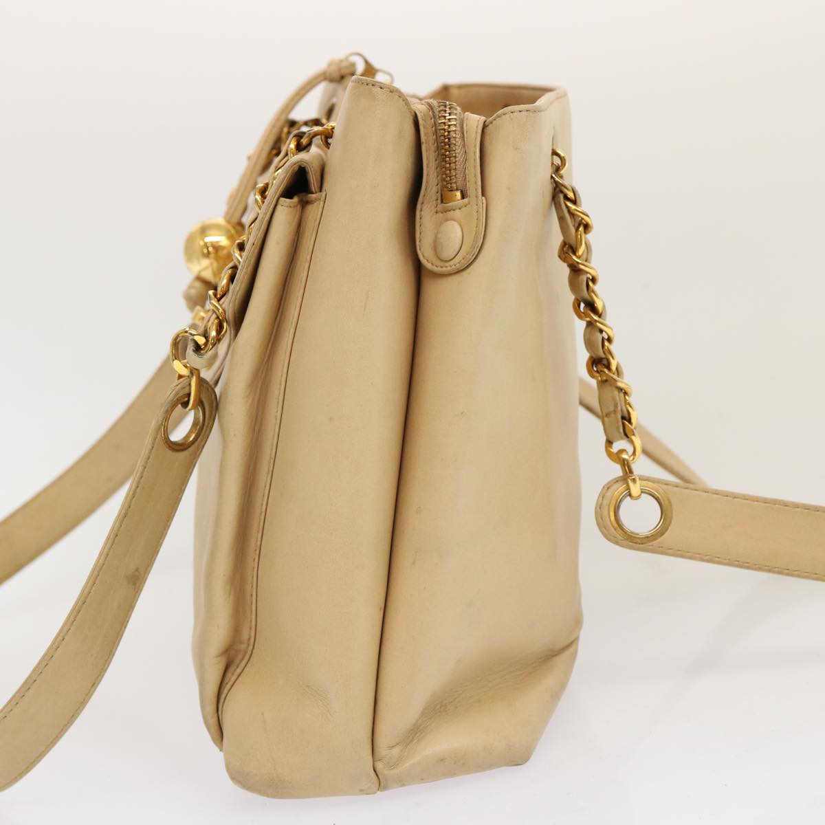 Chanel Chain Tote Bag Leather Beige CC Auth A