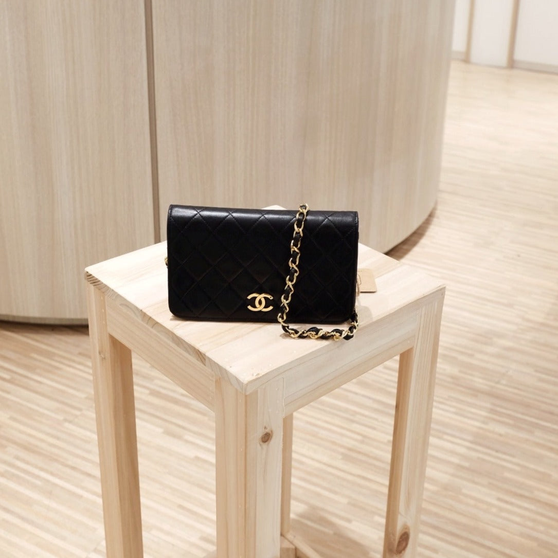 Chanel   mini woc flap bag