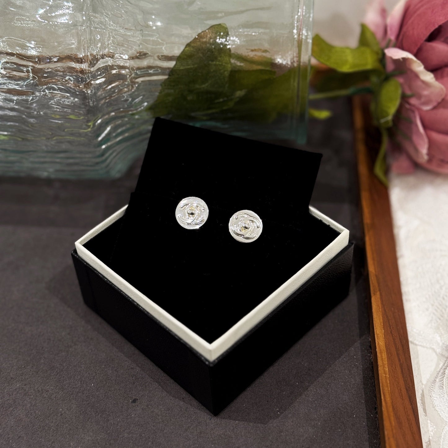 Chanel   Ear clip