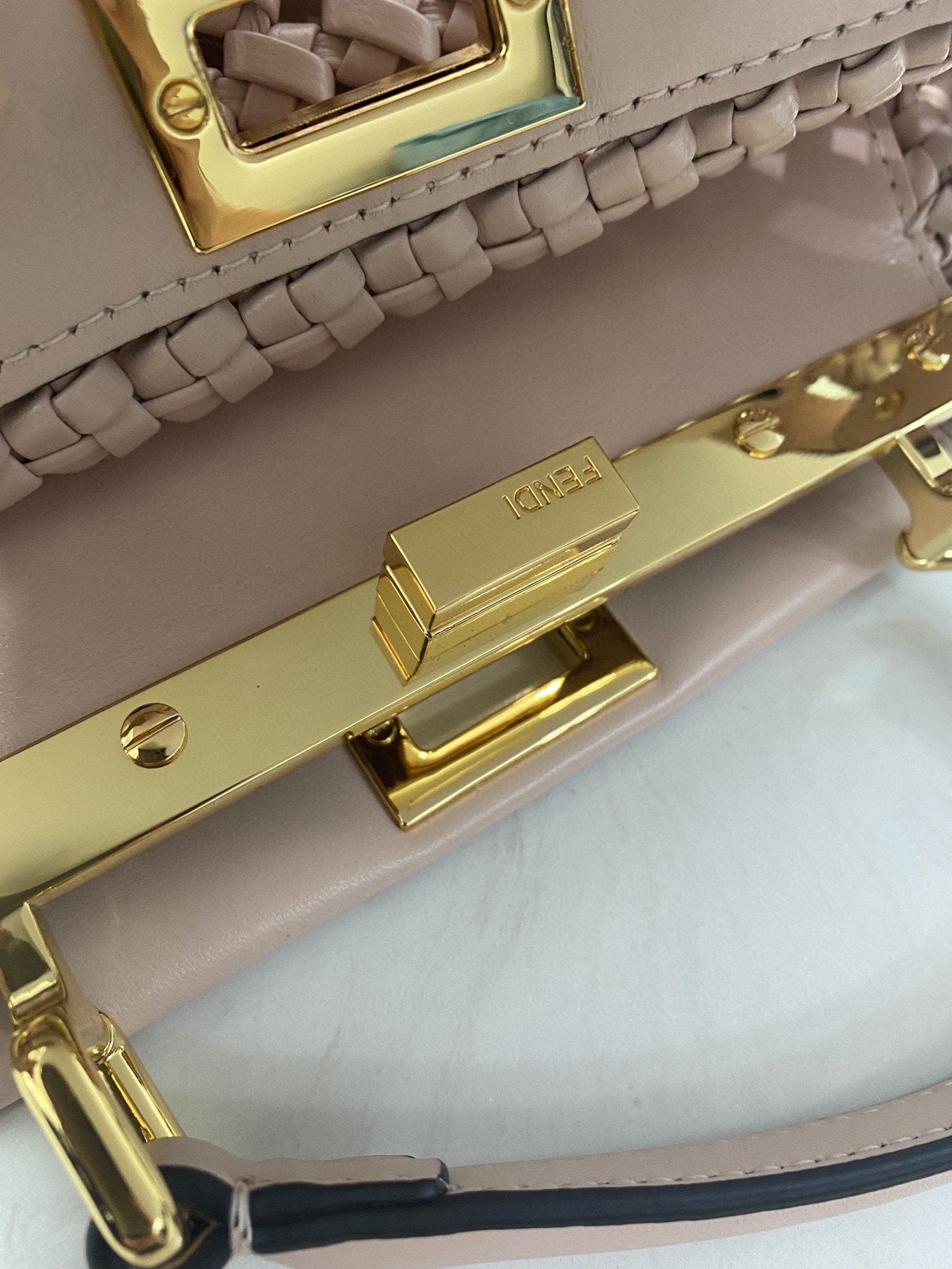 Top QualityTop Quality Peekaboo Pale Pink Mini Bag