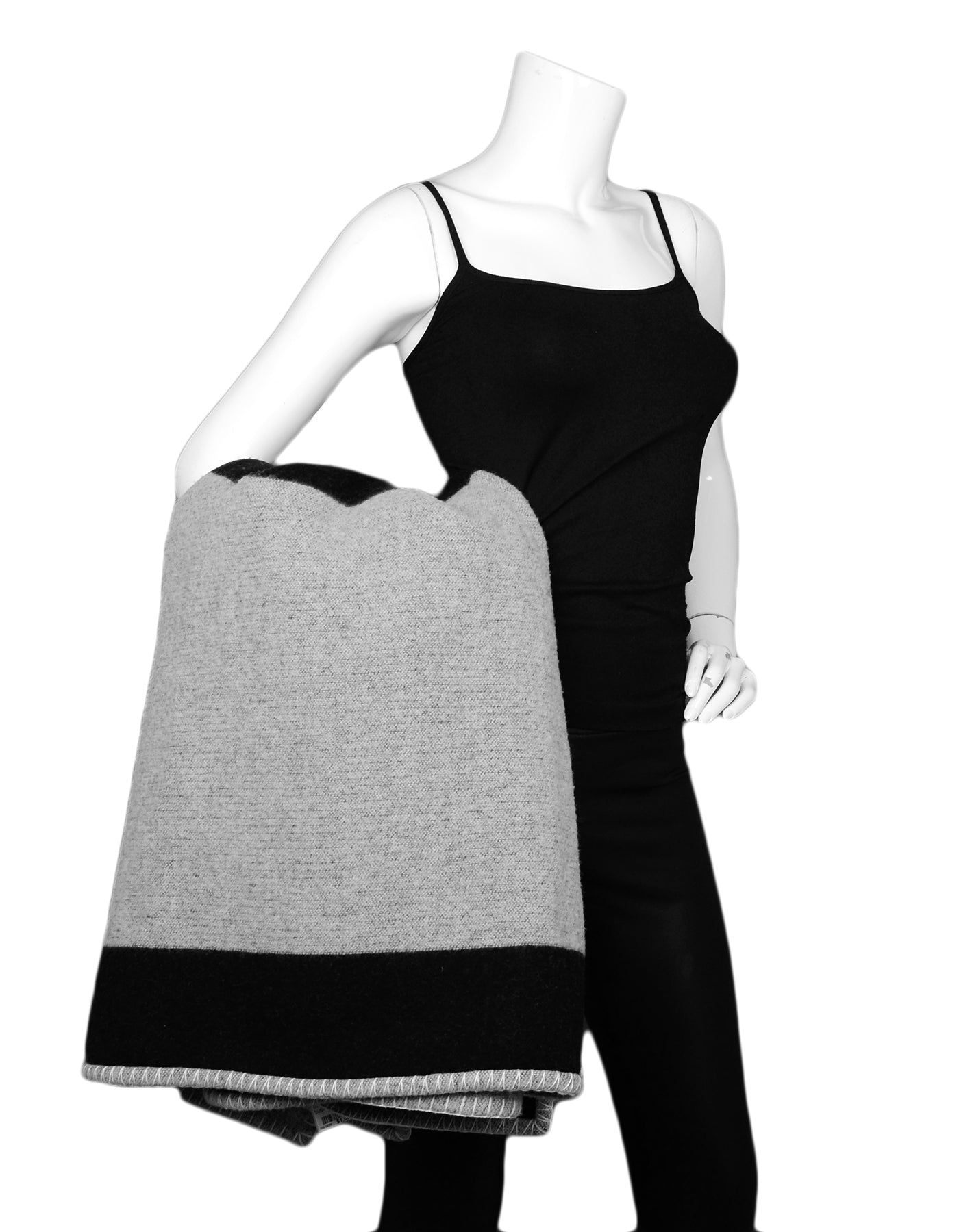 Chanel Black Grey Merino Wool & Cashmere Cc Throw Blanket Bag